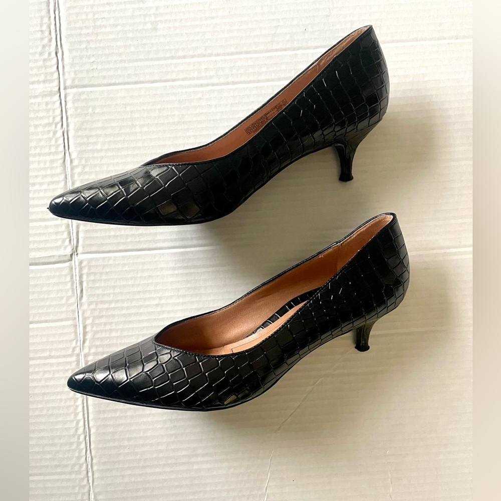 Vionic Josie Croc Black Textured Heels Size 9.5